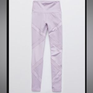 Aerie Offline "The Hugger" High-waisted ribbed legging - purple- size L short